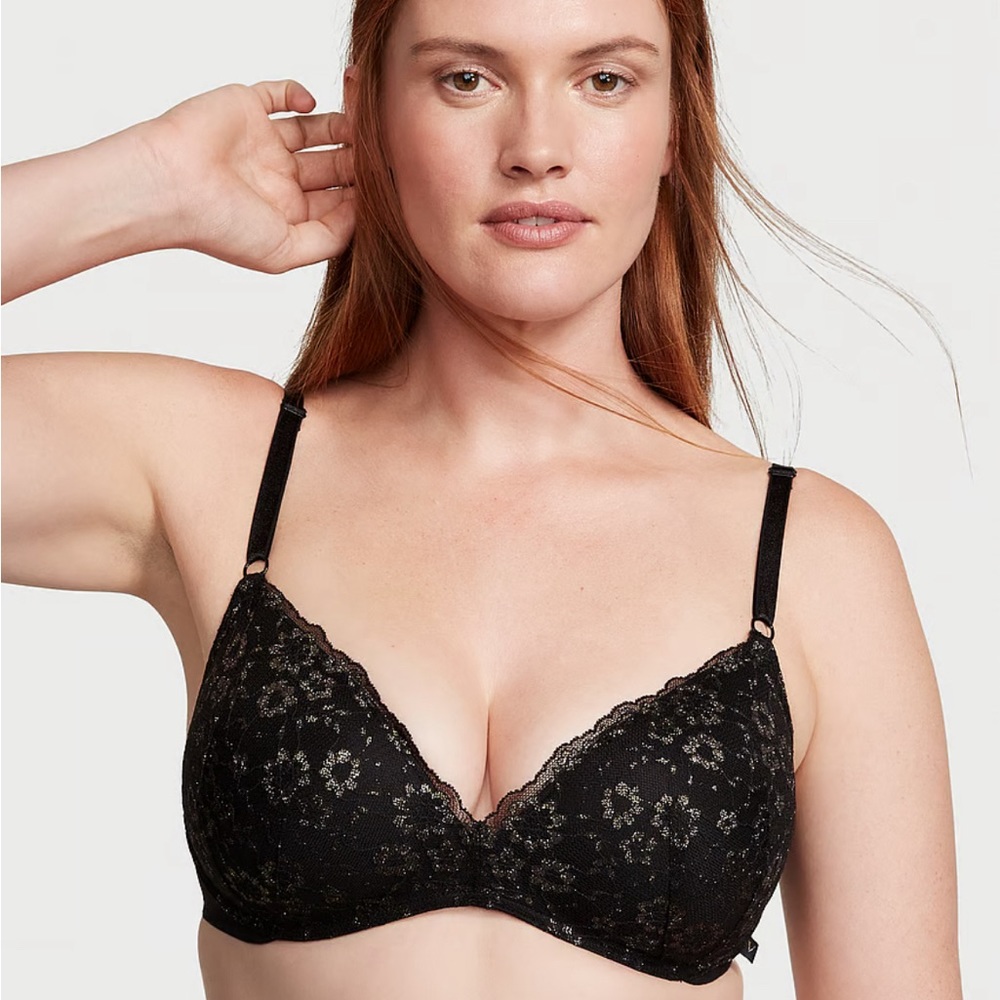 2/$35 NWT Victoria’s Secret 38B